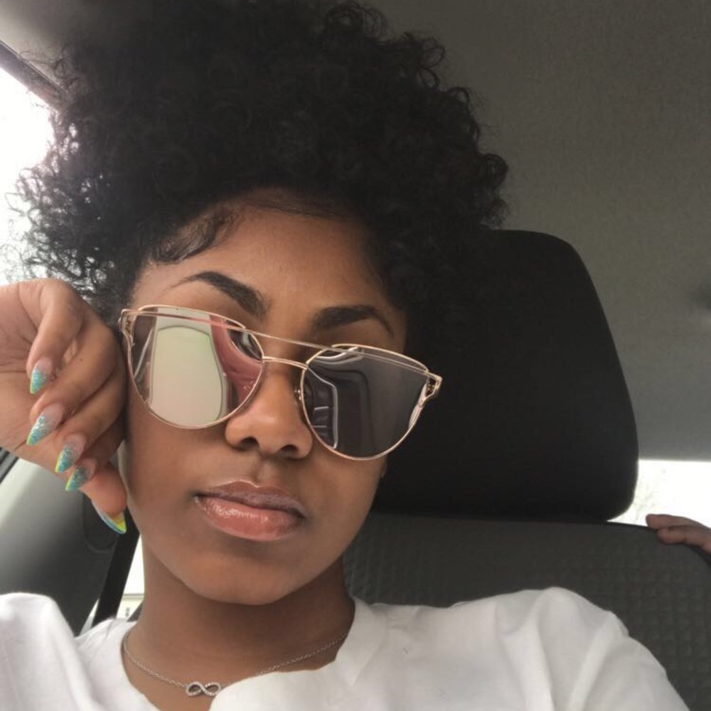 Meet your Posher, Symphony